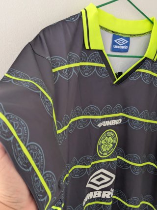 Camiseta Celtic Glasgow. Larsson 7. Talla XL