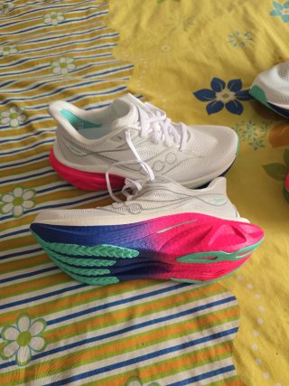 Zapatillas Saucony Endorphin Speed