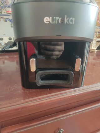 Base auto vaciado y cargador aspirador Eureka E20