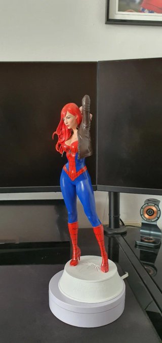 Figura Mary Jane Spider-Man