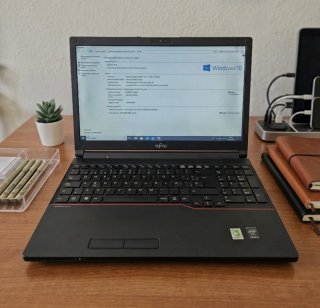 Portátil Fujitsu Lifebook E554 Negro