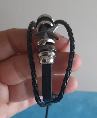 Pulsera cuero sintético estrella y anillas