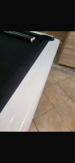 Mesa de billar blanca seminueva