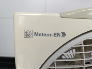 Ventilador de mesa box fan