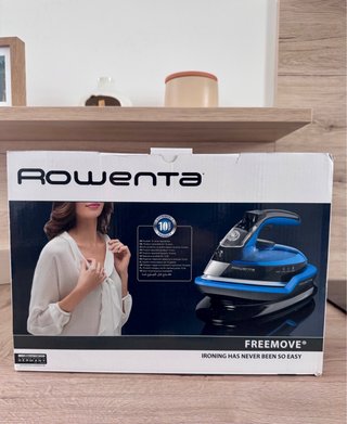 Plancha Rowenta Freemove Force sin cables 2400W