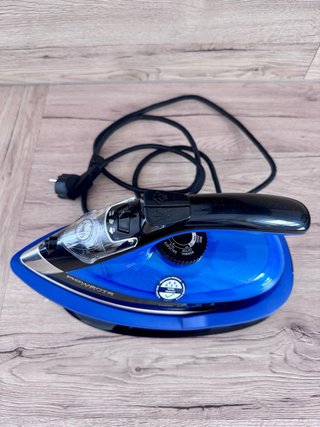 Plancha Rowenta Freemove Force sin cables 2400W