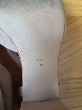 Zapatos slingback beige mujer
