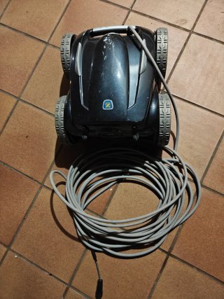 Robot Limpia Piscinas Zodiac Vòrtex 3 4x4