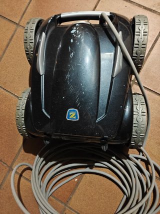 Robot Limpia Piscinas Zodiac Vòrtex 3 4x4