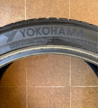 Vendo Neumáticos Para Invierno YOKOHAMA.