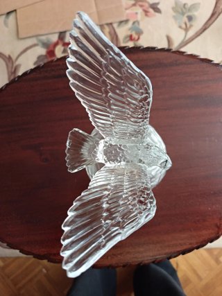 Figura Águila Cristal 12 cm de base y 20 de alto