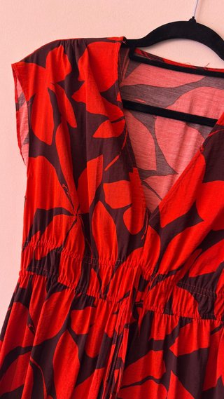 Vestido Mango Estampado Hojas Rojo