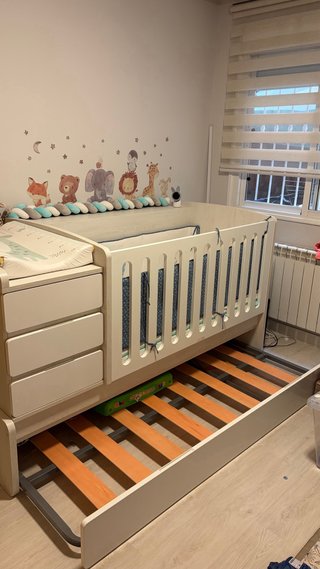 Cuna Combi Nest Trama convertible.