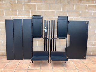 Tavolo da gioco nero Ikea, consegnato smontato.