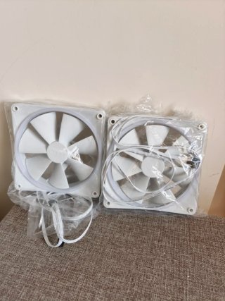 2 Ventiladores NZXT 140mm RGB