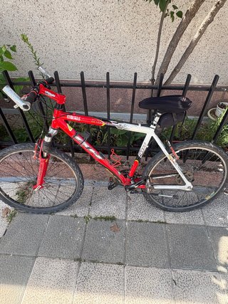 Bicicleta BH Coronas Roja