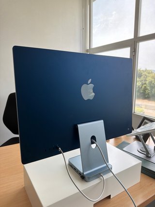 iMac M3 24 10-Core CPU 10-Core GPU