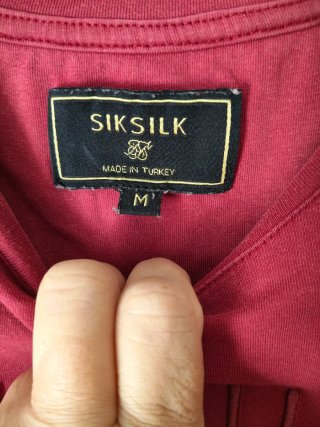 Camiseta SikSilk Roja Talla M