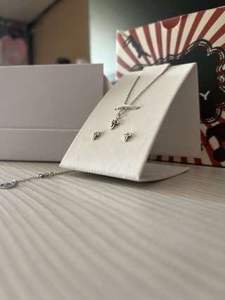 Conjunto Viceroy: Reloj, Collar y Pendientes