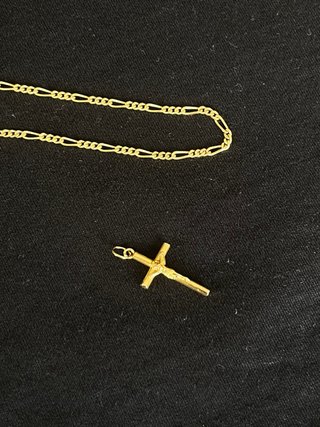 Collar Cruz Oro Figaro 18k Cadena