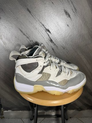 Scarpe Jordan Grigio Bianco