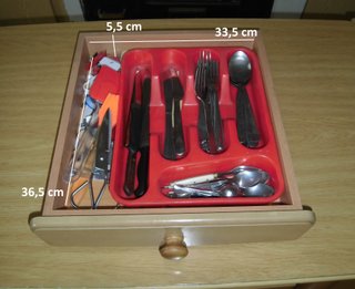 Sukaldeko mahai eraisgarria / Mesa de cocina abati