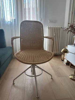 Silla de escritorio ratán y metal nueva