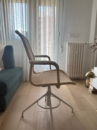 Silla de escritorio ratán y metal nueva