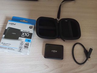 Crucial X10 Pro SSD 1TB Portátil + Funda
