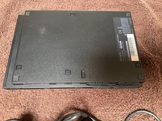 Playstation 2 Negra con Accesorios