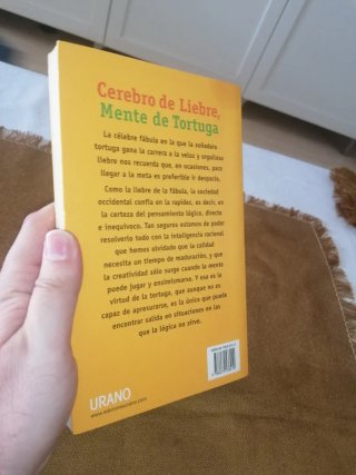 Libro: CEREBRO DE LIEBRE, MENTE DE TORTUGA