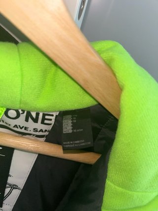 Chaqueta O'Neill Snow Negra y Blanca con dibujos