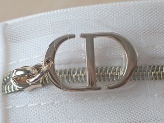 Neceser pouch Dior de edición limitada