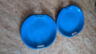 Trineo de plástico azul