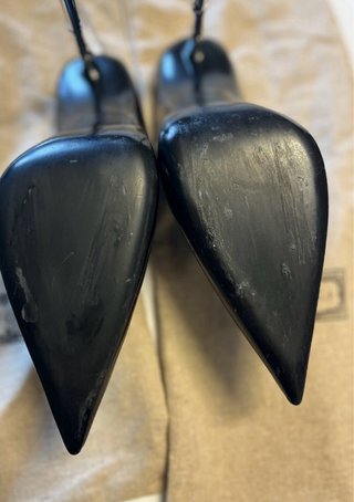 Mules Gucci in charol nero con custodia protettiva, perfette