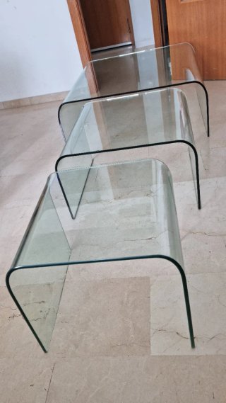 Mesas FIAM Italianas de cristal resistente curvado