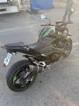 Kawasaki Z800e abs