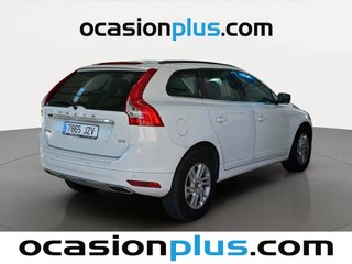 Volvo XC60 D4 Momentum 140 kW (190 CV)