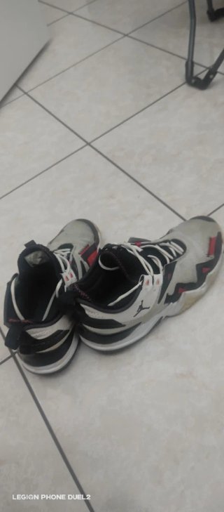 Scarpe uomo Jordan rosse e bianche