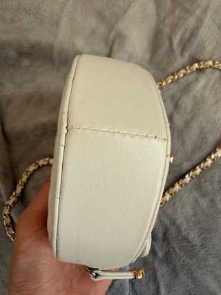 Bolso Corazón Chanel Coco con Cadena Dorada