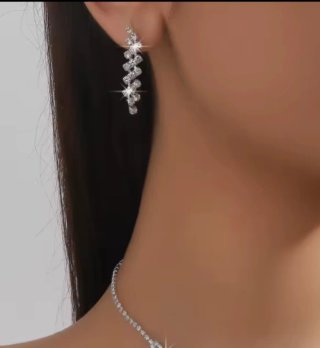 Conjunto Collar y Pendientes Plateados Fiesta