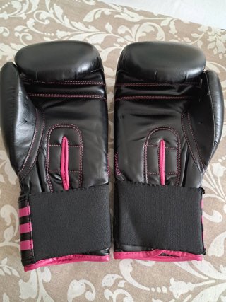 Kit Boxeo Adidas Mujer Guantes y Vendas