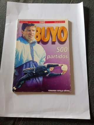 2 Libros futbol, del Madrid