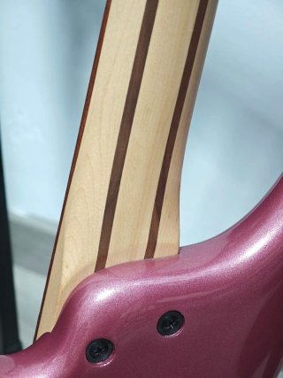 Bajo Ibanez SR300E PGM Rosa Metalizado