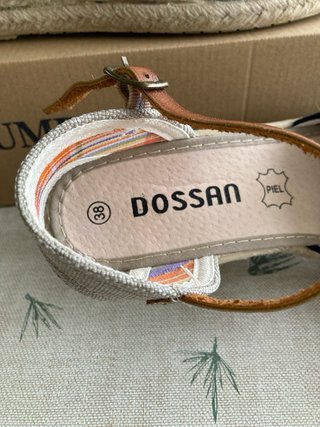 Zapatos tipo esparto nuevos