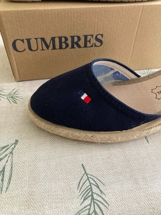 Zapatos tipo esparto nuevos
