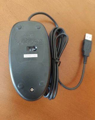 Ratón óptico Genius XScroll USB negro