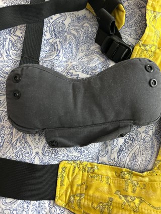 Mochila Boba X amarilla estampado animales