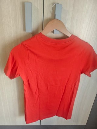 Camisetas Puma naranja niño Talla 10-12 y Nike roj