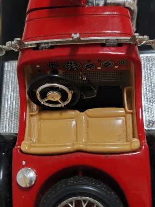 Mercedes-Benz SSK (1928) Bburago 1:18 Made in Ital